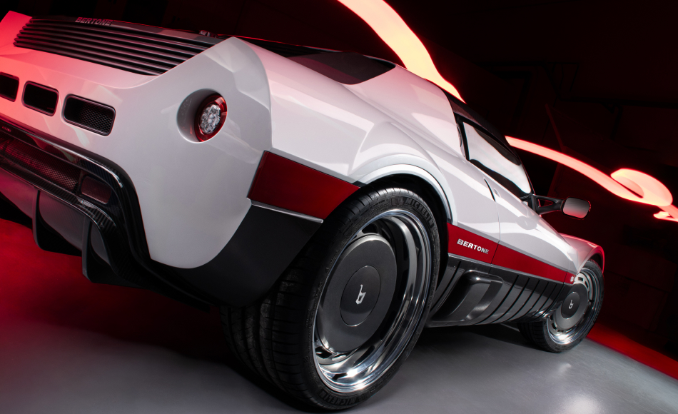 Bertone Bertone Unveils the New Runabout