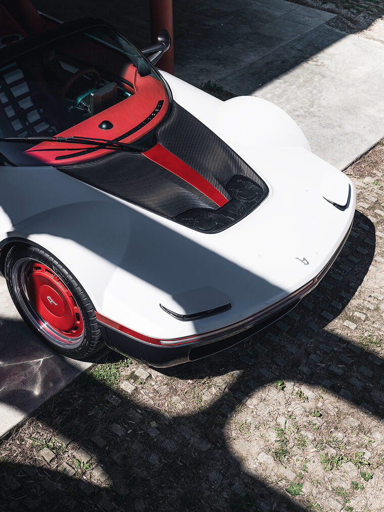 Bertone Runabout at Villa Gontero: Peak Italian Artistic and Stylistic Expression