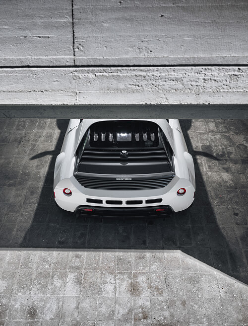 Bertone Runabout at Villa Gontero: Peak Italian Artistic and Stylistic Expression